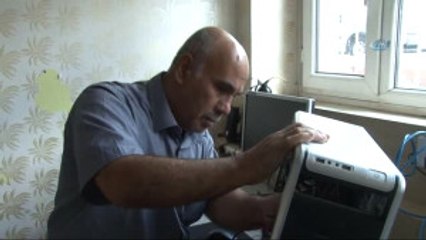 Diyarbakır'da Yolda Yürüyen Çifte Saldıran Şahsın Babası Konuştu