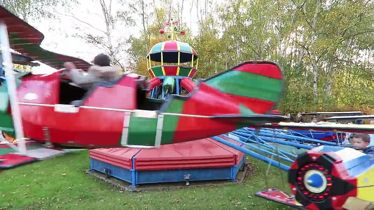 VLOG - Après-midi MANÈGES & ATTRACTIONS pour Swan et Néo au Parc Astérix