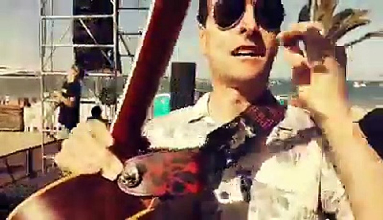 TENNESSEE BEACH!! Amancio Jimenez Tennesee tennessee Isidro Arenas Asensio Roberto Gil Fernandez Carlos Sánchez