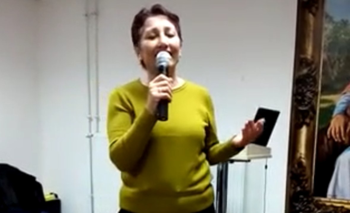 Aşıkgillerden Gülüme Özkan Güzel Türküsü..
