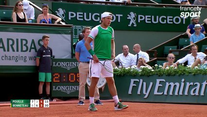 Roland-Garros 2017 : Benneteau s’arrache et s’offre deux balles de set face à Pouille (7-6, 3-6, 4-5)