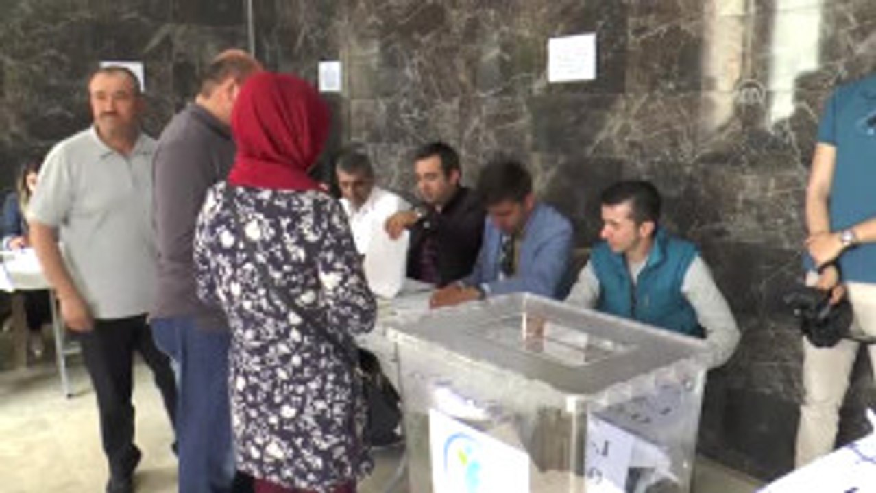 Kamu Binaları Için Halk Oylaması