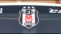 Beşiktaş'ın 3 Yıldızlı Takım Otobüsü Maç Sonunu Bekliyor