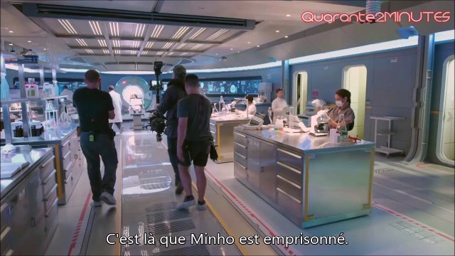 Dylan O’Brien nous fait visiter le set de The Maze Runner Death Cure - VOSTFR