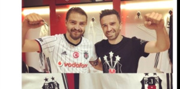 Caner Erkin ve Gökhan Gönül'den Gönderme!