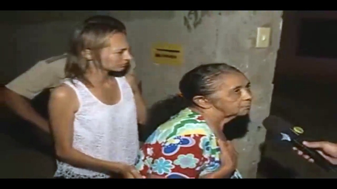 A HORA DO MEDO Familia Expulsa por fantasmas