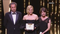 Diane Kruger (Prix d’interprétation féminine) rend hommage aux victimes du terrorisme - Festival de Cannes 2017