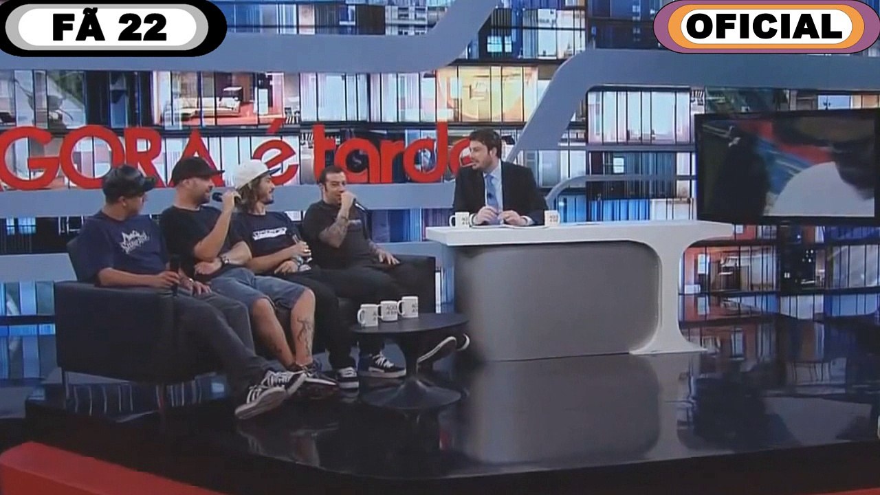 CPM22- Entrevista (Agora é Tarde 2012)