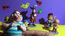 y figurine playset Jake in the Never Land Pirates Treasure Ches