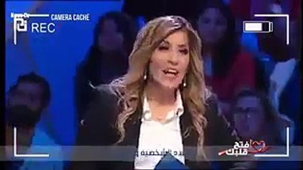 كاميرا خفية في برنامج افتح قلبك الجزائري : تونسية تشترط على زوجها الجزائري ان ينزع حذائه في الاستوديو ليفتح الستار