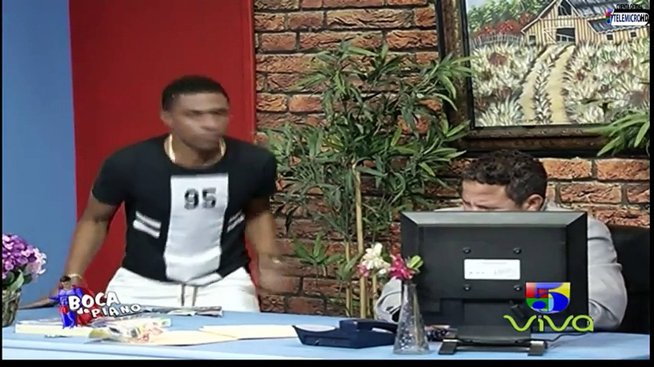 El Conserje Chismoso Boca de piano es un show