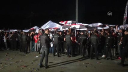 Beşiktaş'a Nevzat Demir Tesislerinde Coşkulu Karşılama - Istanbul