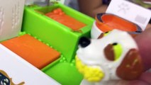 SUPER GROSS DOG EATS POOP Big Egg Surprise Toilet Opening Toys Ugglys Pet Shop Wash Va