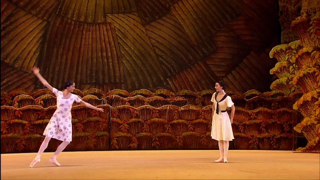 THE BRIGHT STREAM (Preview 2) - Bolshoi Ballet in Cinema-IUXulQCejQI