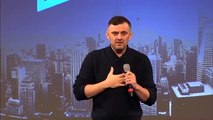 AdExchanger's Industry Preview Gary Vaynerchuk Keynote _ New York City 2017-BmCX