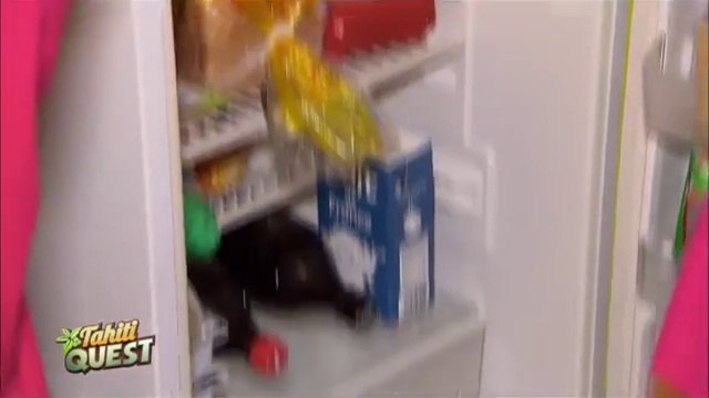 TAHITI QUEST Episode 1 - Dégustation de plats Tahitiens _ Bonus #5 S