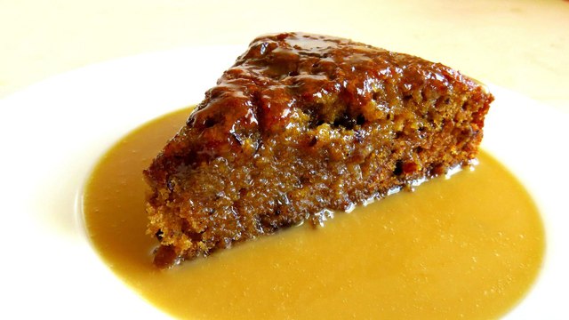STICKY DATE PUDDING WITH CARAMEL SAUCE RECIPE