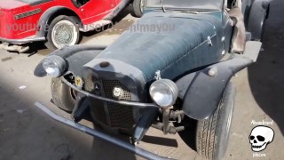Abandoned old antique retro cars in Dubai. Abandoned vintage mercedes benz car.
