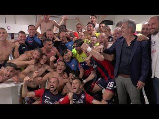 La favolA continua, la festa salvezza degli squali