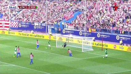 Descargar video: Atletico de Madrid vs world legends scholas 4-5 highlights Atletico de Madrid vs Leyendas del futbol (1)