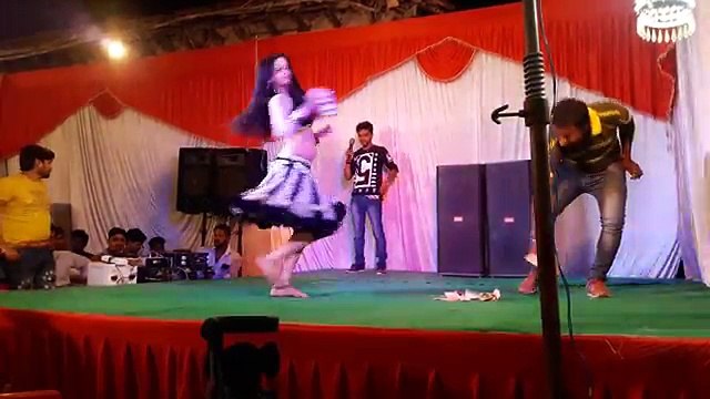 मुझे सीने जाम पीलादे ओ सईया दीवाने.Live bhojpuri arketa mujhe sine se pila de o saiya diwane. Dance