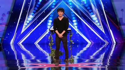 Will Tsai shocks the judges with his visual magic - America´s Got Talent 2017