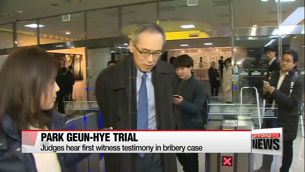 Park Geun-hye's third trial hearing held on Monday, witness testimonies held for first time