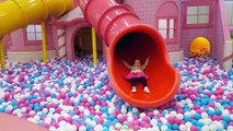 Hello Kitty Island Kids Theme Park 헬로 키티 아일랜드 테마파크 Хелоу Китти Детский Парк Развлечений