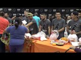 golden boy promotions handing out 700 thanksgiving dinners EsNews Boxing