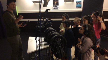 Les élèves du Chat Perché enregistrent avec Octave Noire