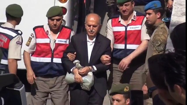 Eski Vali Şahabettin Harput Hakim Karşısında