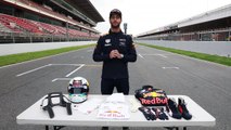 What kit does an F1 driver wear Daniel Ricciardo e