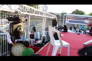 kırmız halı siyah ön perde paltform kiralama doruk platform-dj orkestra kiralama sahne ses ışık kiralama