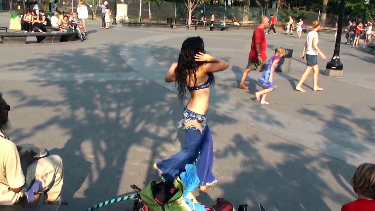 Belly dance in New York