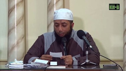 TJ Saya Melihat Orang Meninggalkan Majelis Ilmu dengan Mengangkat Tangannya, Apakah Itu Adab?