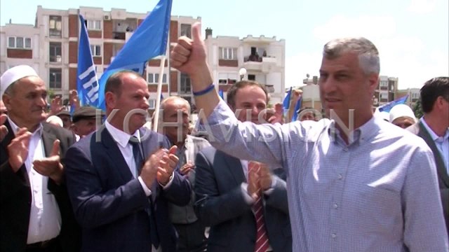 Tash e 7 vjet, partitë politike premtojnë liberalizim të shpejtë të vizave