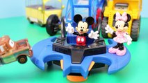 Mickey Mouse and Minnie Mouse at Disney Cars Mater Junkyard with Peppa Pig van and Batman