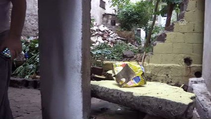 İzmir'de sağanak yağış hayatı felç etti