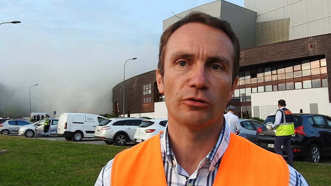FEU A NOIDANS-LE-FERROUX: QUE VONT DEVENIR LES DECHETS A TRIER ?
