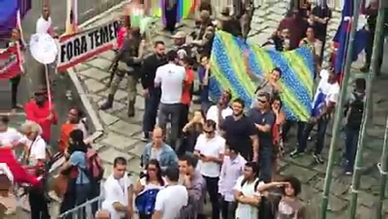 Esquerdista provoca Bolsonaro e vai preso
