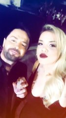 Sinan Hoxha shan teksa Rezarta Shkurta xhiron video me të (Video, +16)975104512_n