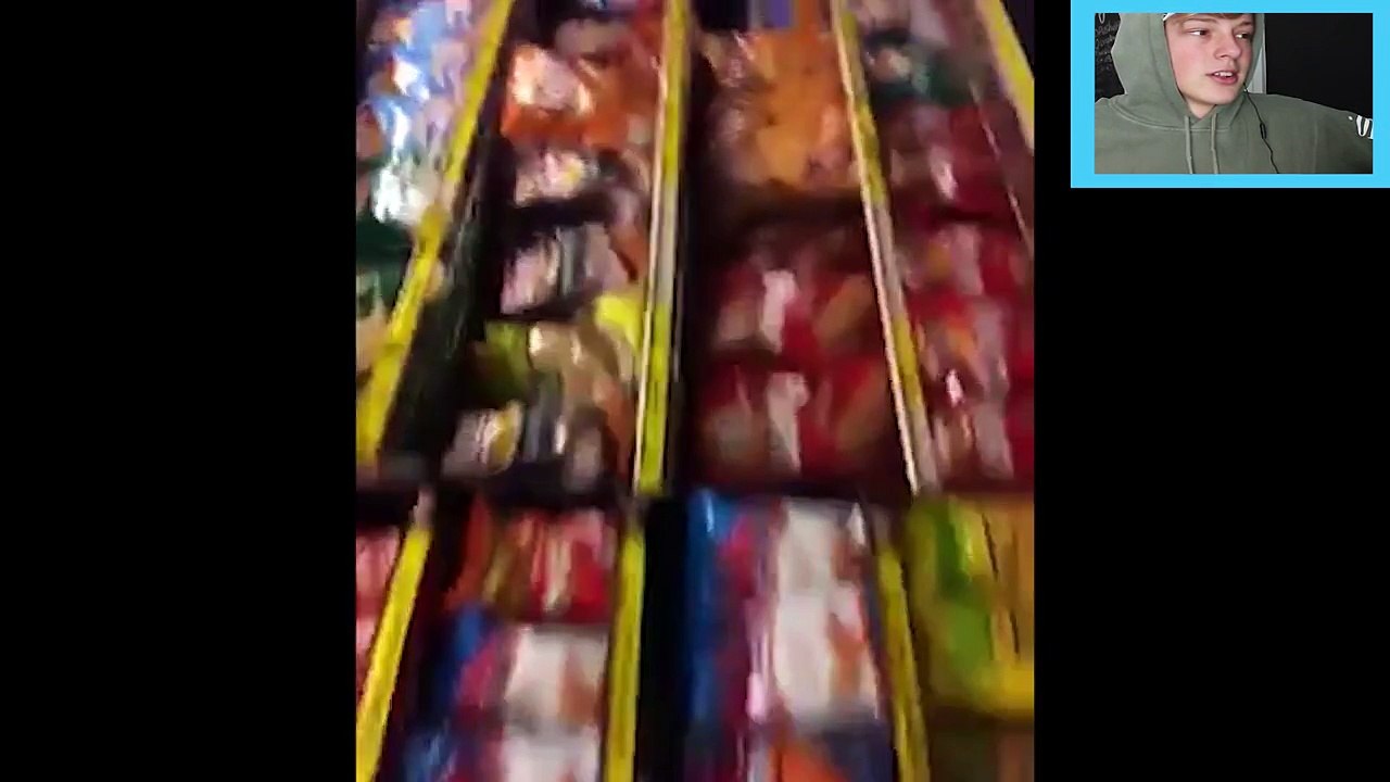 Reacting To my  Old Cringey Videos