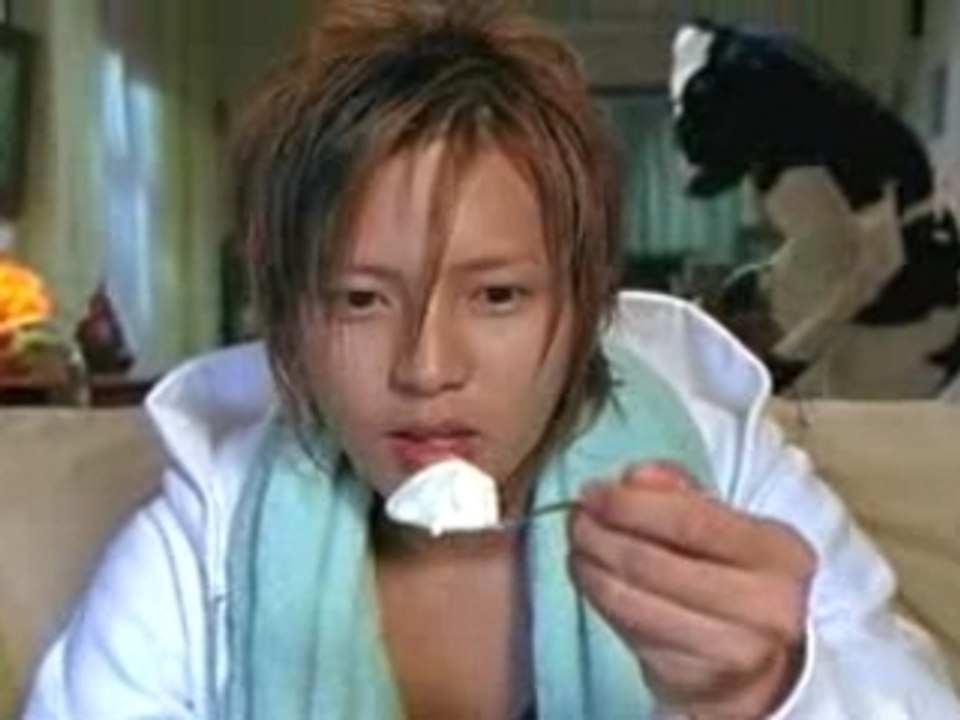 CM_Yamapi_-_MOW_(NIGHT)_2004