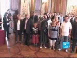 FRANCE24-FR-Reportage-Bientôt Français