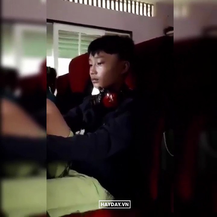 Đừng thất tình khi lũ bạn đểu còn ở bên :))))