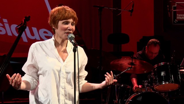 I am stranger here myself One Touch Of Venus par Isabelle Georges - 42e Rue