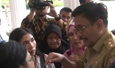 Pembahasan Pengunduran Diri Ahok Diundur
