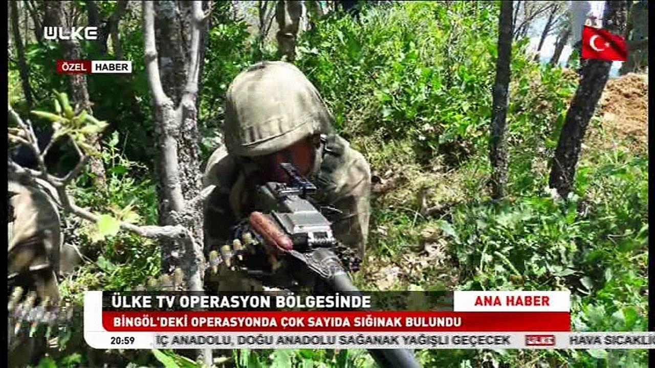 MUSTAFA YILDIZ KOMANDOLARLA SAHAYA İNDİ