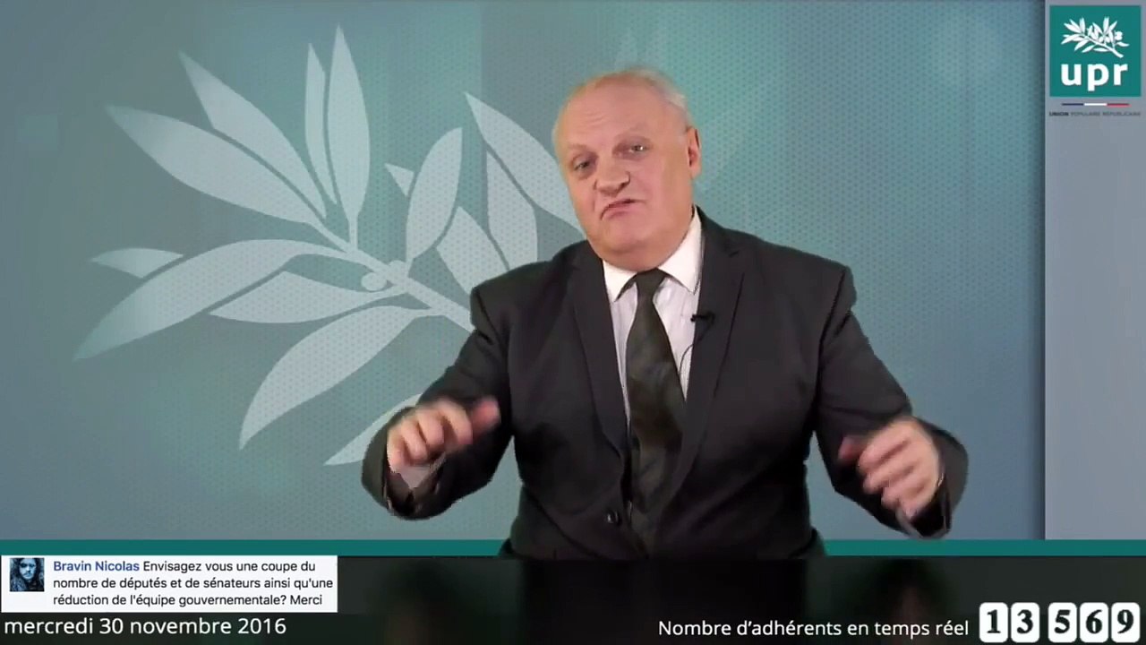 Francois Asselineau rend hommage aux maires