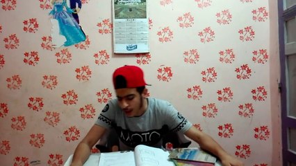 لما تكون بتذاكر وتسمع مزمار عبسلام